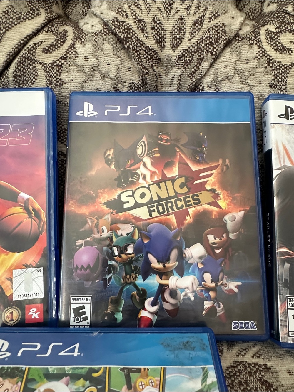 PlayStation Game Bundle NBA 2K23 Sonic Forces Scarlet Nexus Super Monkey - Picture 3 of 5